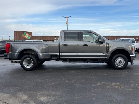 Used 2025 Ford F350 XLT image 9
