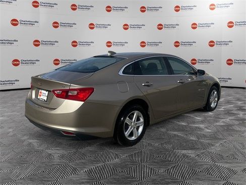 Used 2023 Chevrolet Malibu LT image 5