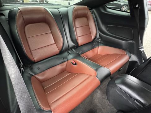 Used 2015 Ford Mustang GT Premium RWD image 34