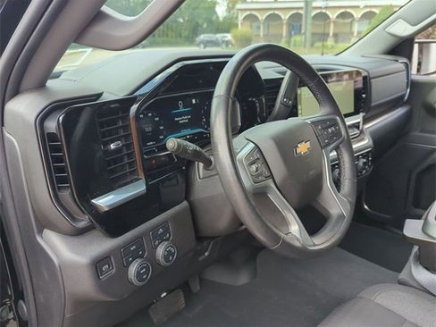 Certified 2023 Chevrolet Silverado 1500 LT image 10