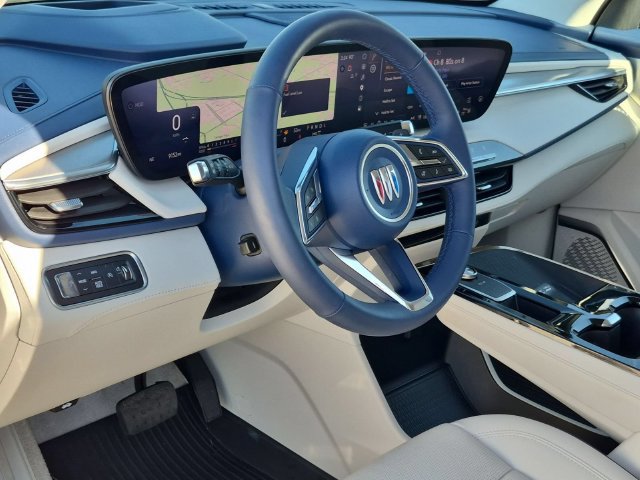 Used 2025 Buick Enclave Avenir AWD/4WD image 11