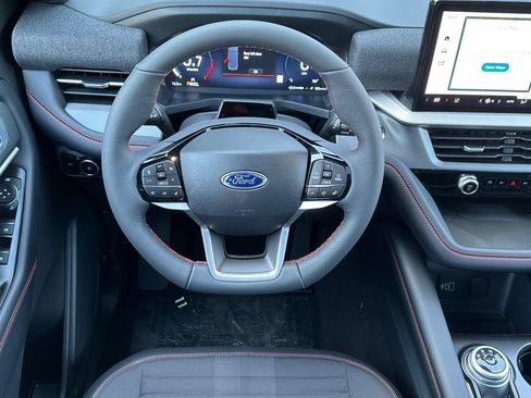 New 2026 Ford Explorer ST-Line w/ ST-Line Street Pack AWD/4WD image 15