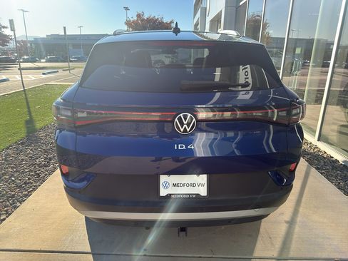 Used 2021 Volkswagen ID.4 1st Edition image 5