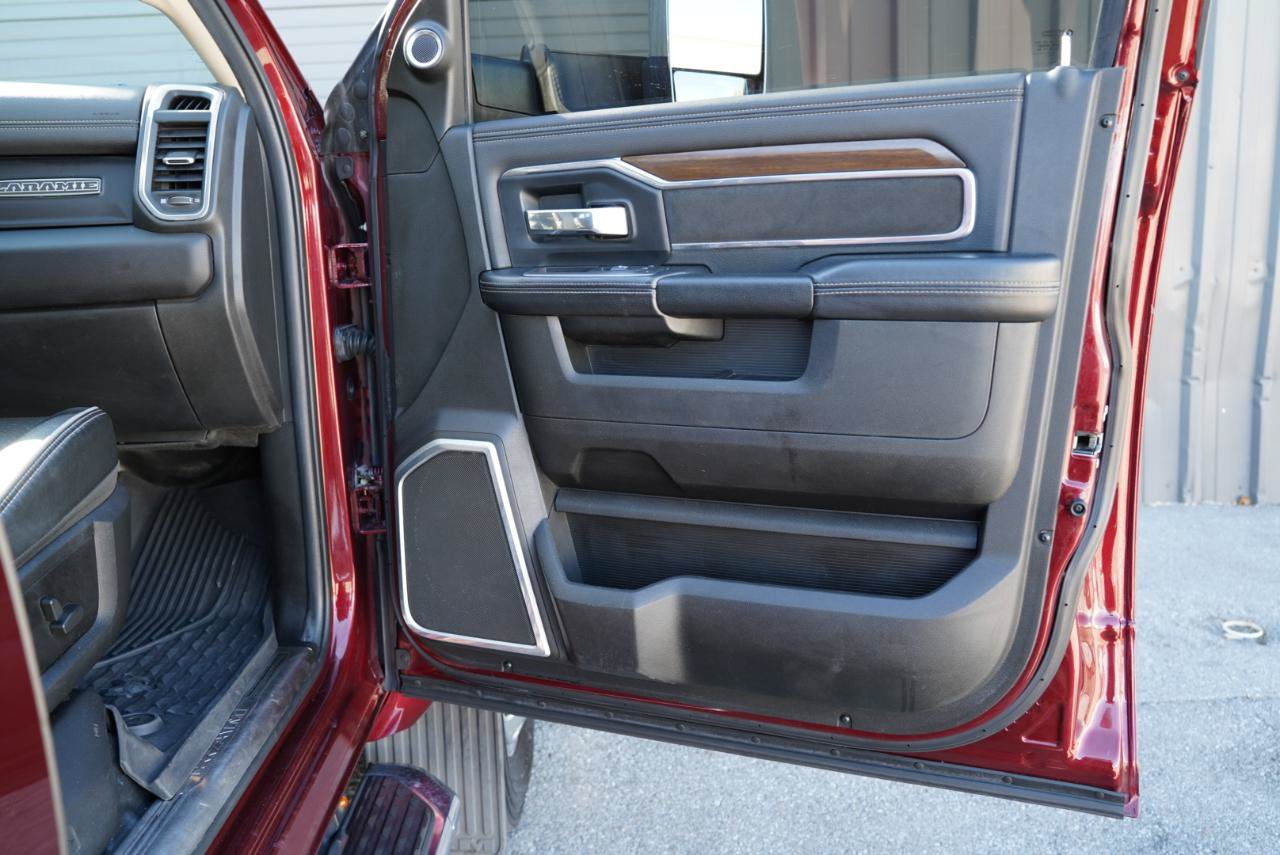 Used 2022 RAM 4500 Laramie AWD/4WD image 31
