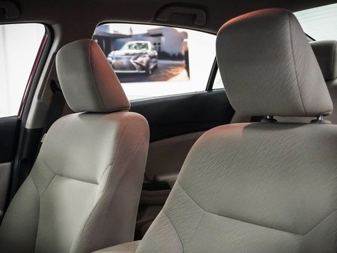 Used 2013 Honda Civic LX image 10