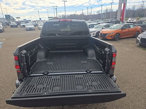 New 2026 Nissan Frontier SV w/ Tow Package image 32