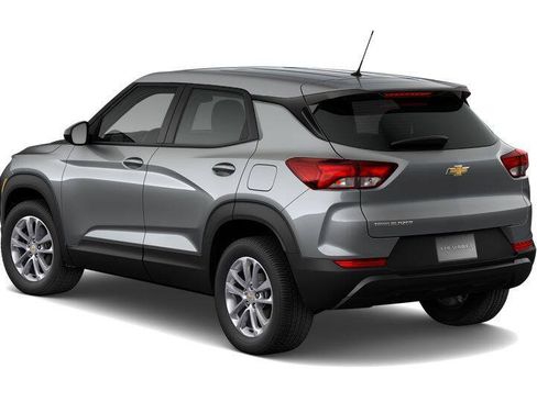 New 2026 Chevrolet TrailBlazer LS w/ LS Convenience Package FWD image 4