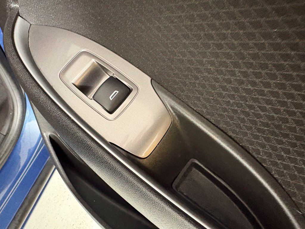 Used 2024 Chevrolet Malibu RS FWD image 16