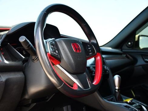 Used 2018 Honda Civic Type R image 17