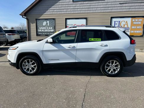 Used 2015 Jeep Cherokee Latitude image 8