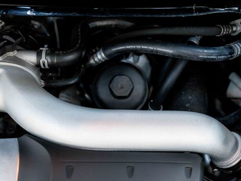 Used 2012 Porsche 911 Turbo image 76