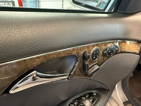 Used 2004 Mercedes-Benz E 55 AMG Sedan image 34