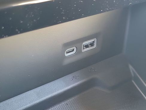 New 2026 GMC Yukon XL Elevation image 33