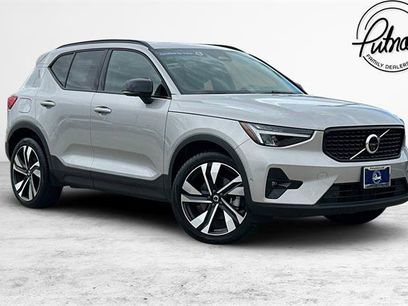 Certified 2025 Volvo XC40 B5 Plus
