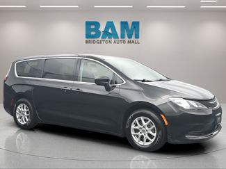 Used 2022 Chrysler Voyager LX FWD video 1