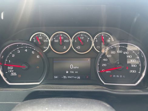 Used 2019 Chevrolet Silverado 1500 LT Trail Boss w/ Convenience Package AWD/4WD image 11