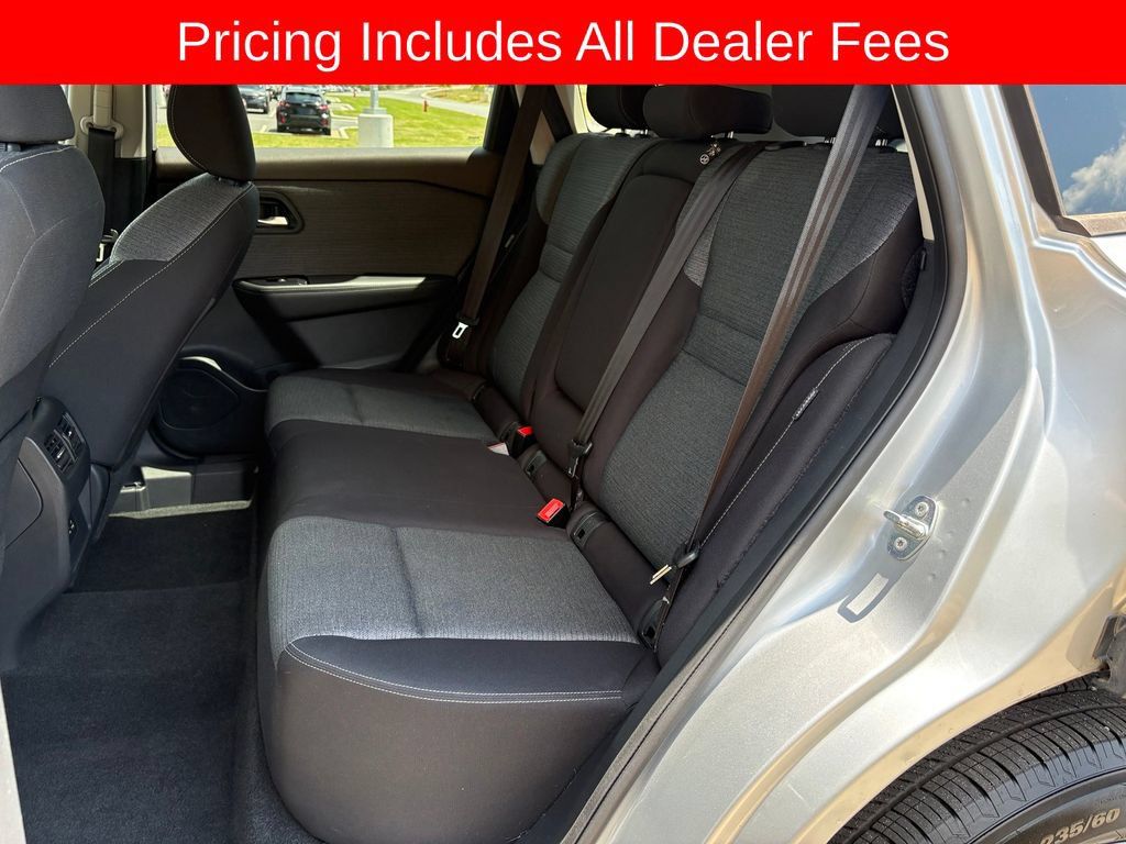 Used 2021 Nissan Rogue SV AWD/4WD image 31