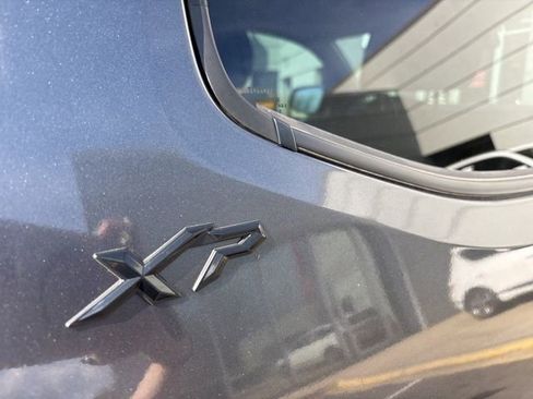 Used 2023 Toyota Tacoma SR5 w/ Technology Package image 7