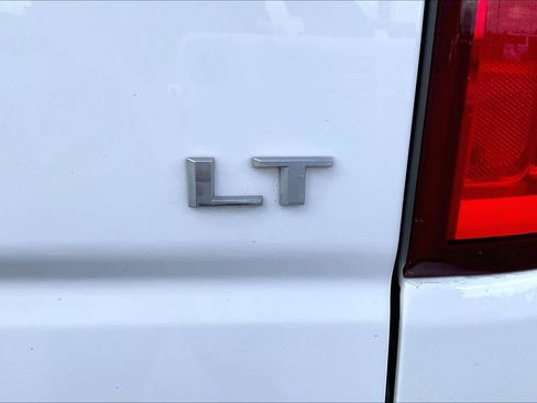 Used 2019 Chevrolet Silverado 1500 LT Trail Boss image 31