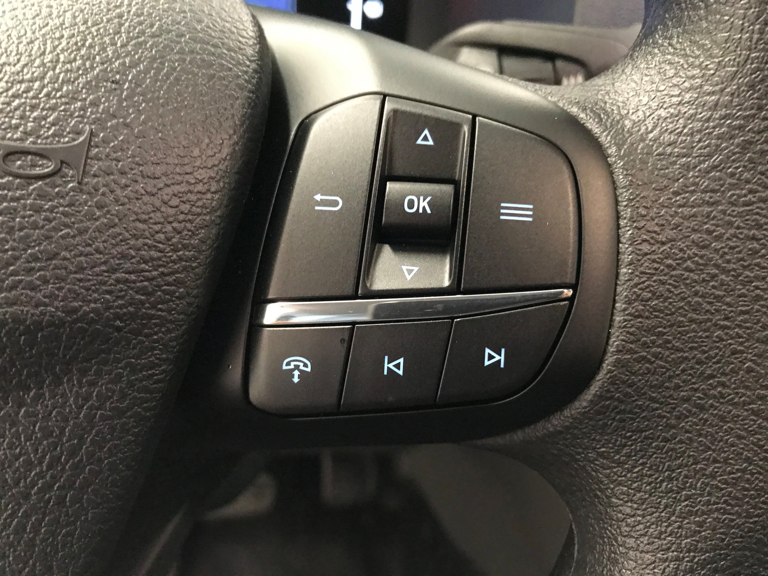 New 2026 Ford Transit 250 Low Roof w/ Load Area Protection Package RWD image 17