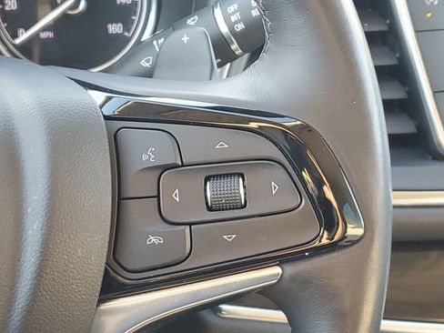 Used 2023 Buick Enclave Essence image 36