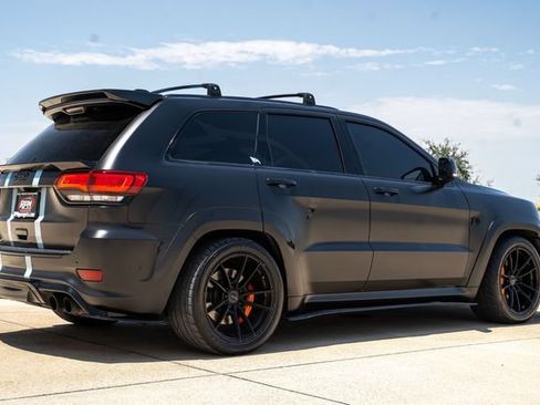 Used 2018 Jeep Grand Cherokee Trackhawk AWD/4WD image 10