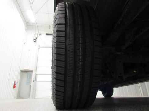 Used 2019 Ford Transit 250 130 Low Roof w/ Exterior Upgrade Package RWD image 26
