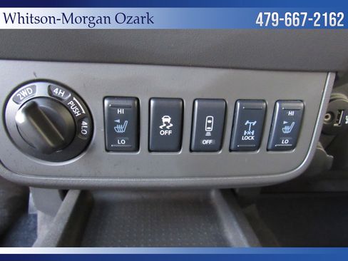 Used 2020 Nissan Frontier PRO-4X w/ Pro-4x Utility Package AWD/4WD image 40