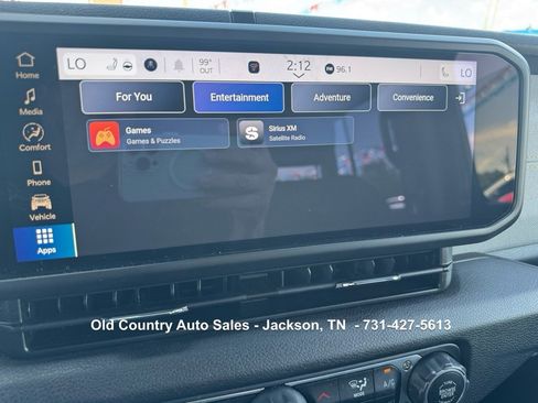 Used 2025 Jeep Wrangler Sport image 58