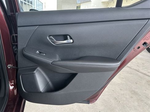 Used 2023 Nissan Sentra SV image 30