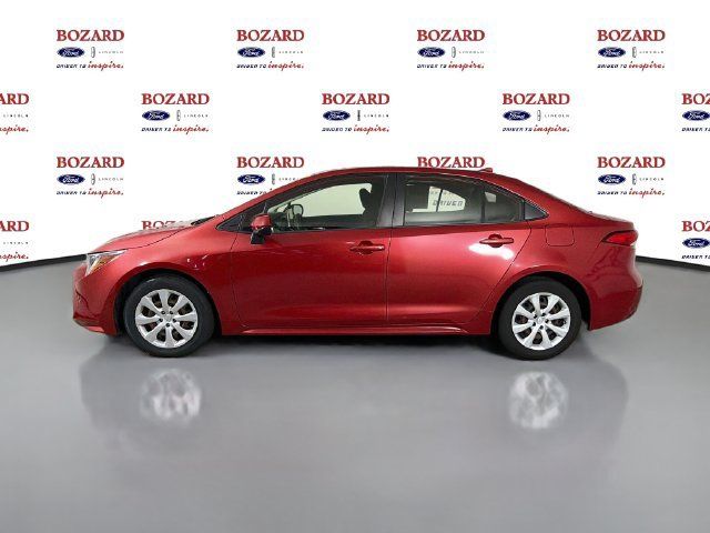 Used 2020 Toyota Corolla LE FWD image 5