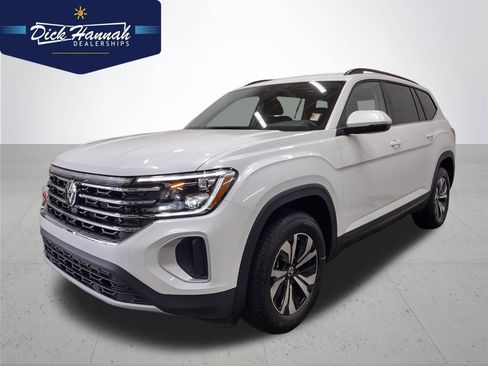 New 2026 Volkswagen Atlas SE image 1