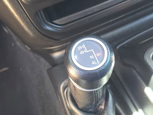 Used 2021 Jeep Wrangler Unlimited Sport AWD/4WD image 6