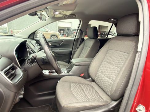 Used 2020 Chevrolet Equinox LT image 11