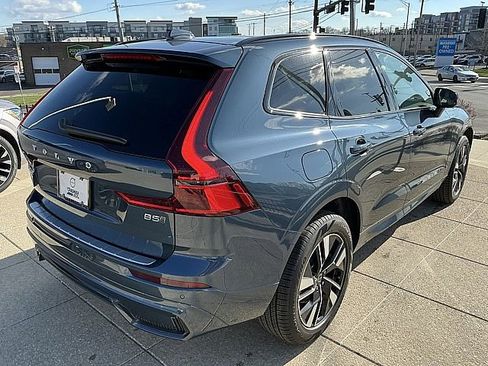 New 2026 Volvo XC60 B5 Core w/ Protection Package Premier image 6