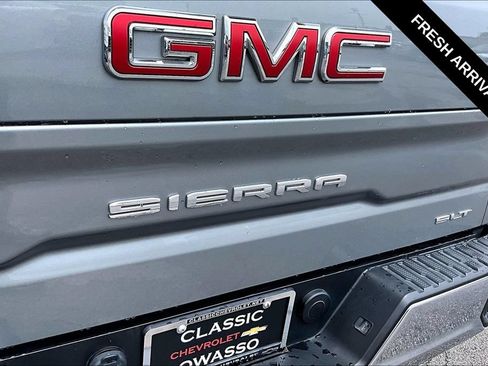 Used 2023 GMC Sierra 1500 SLT AWD/4WD image 25