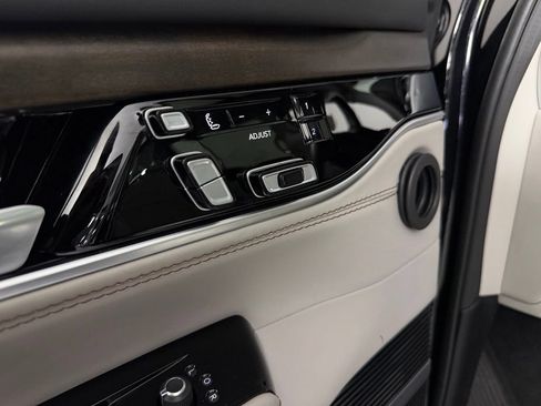 Certified 2023 Jeep Grand Wagoneer 4WD image 26