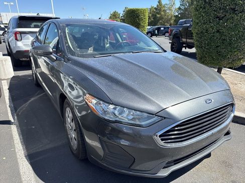 Used 2020 Ford Fusion S FWD image 1