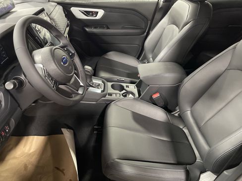 New 2025 Subaru Forester Limited image 10