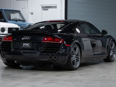 Used 2012 Audi R8 V8 image 15