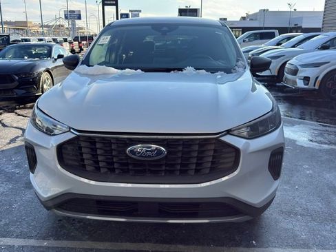 Certified 2025 Ford Escape Active image 7