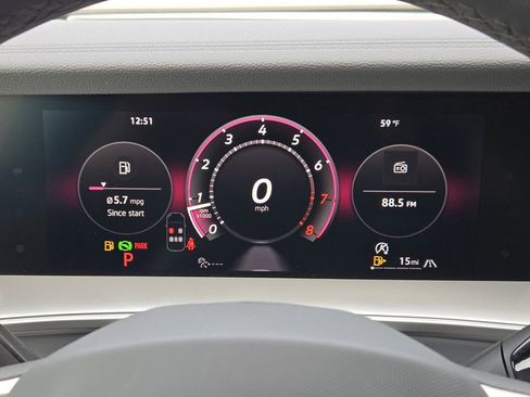 New 2026 Volkswagen Tiguan SE R-Line image 13