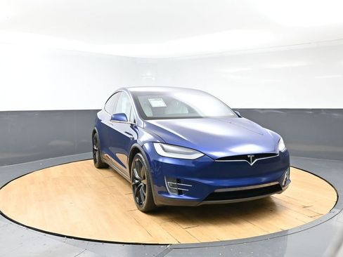 Used 2020 Tesla Model X Long Range AWD/4WD image 5