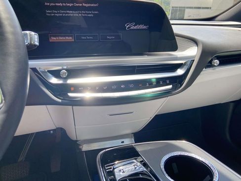 New 2026 Cadillac Lyriq Sport AWD/4WD image 27