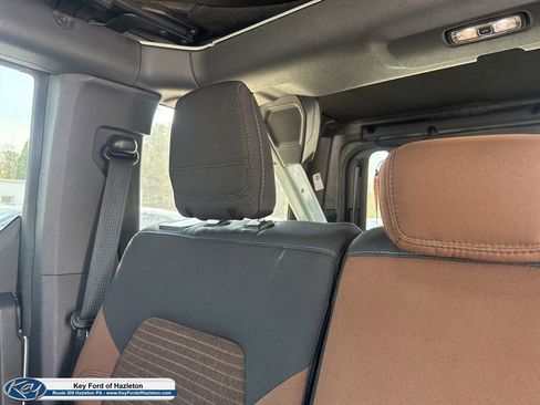 Used 2023 Ford Bronco Outer Banks AWD/4WD image 45