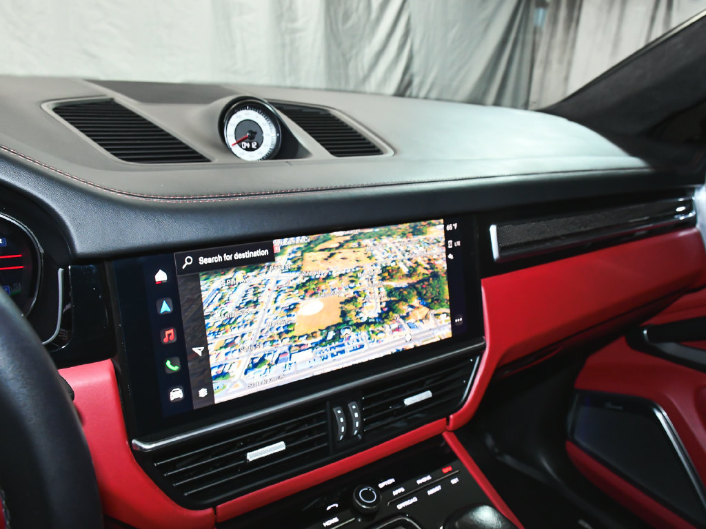 Used 2023 Porsche Cayenne GTS w/ Premium Package Plus AWD/4WD image 49
