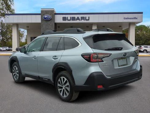 Certified 2025 Subaru Outback Premium AWD/4WD image 6