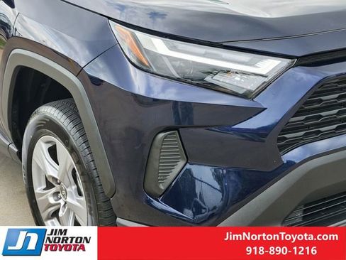 Used 2025 Toyota RAV4 XLE image 9