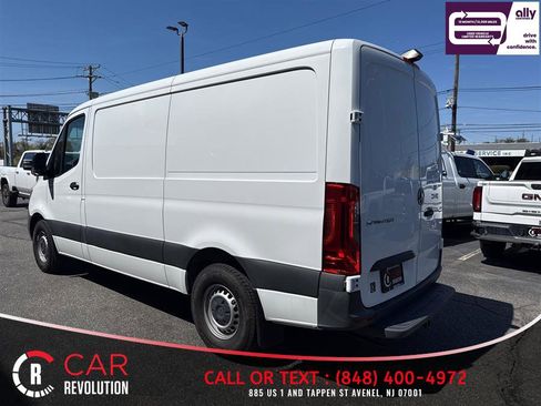 Used 2022 Mercedes-Benz Sprinter 2500 image 5
