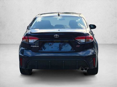 Used 2023 Toyota Corolla SE w/ SE Premium Package FWD image 6